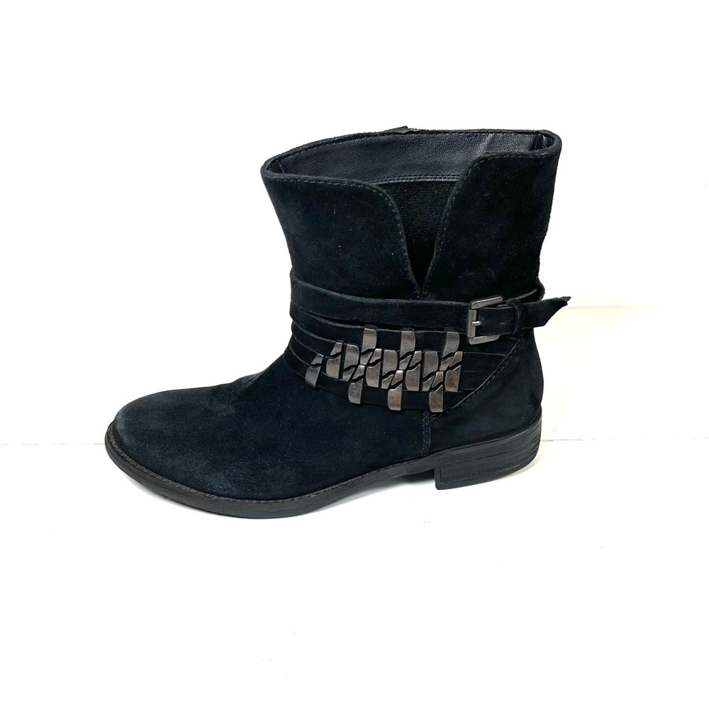 Steve Madden Women's Motor Ankle Boots Tracker Size 8 Black Suede.